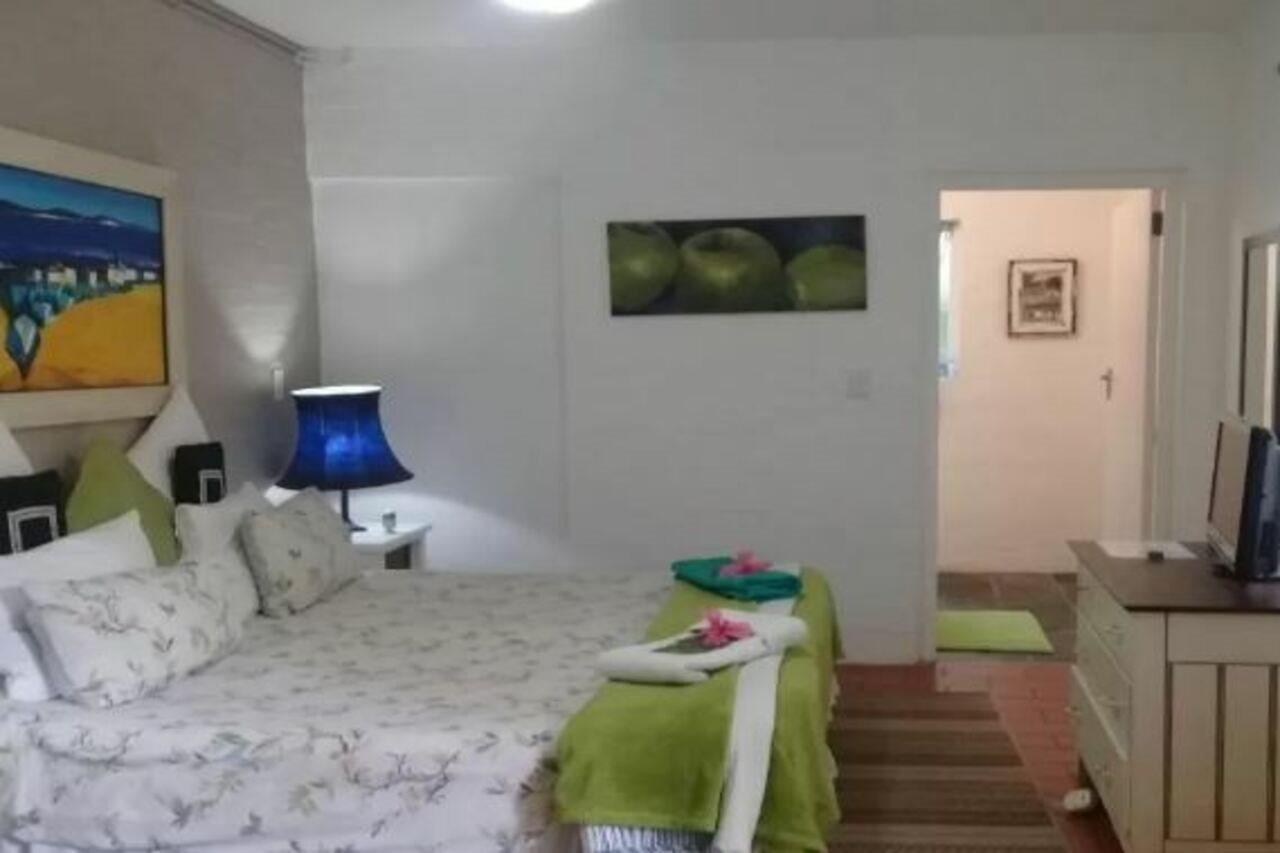 The Bamboo Lodge In Knysna Bagian luar foto