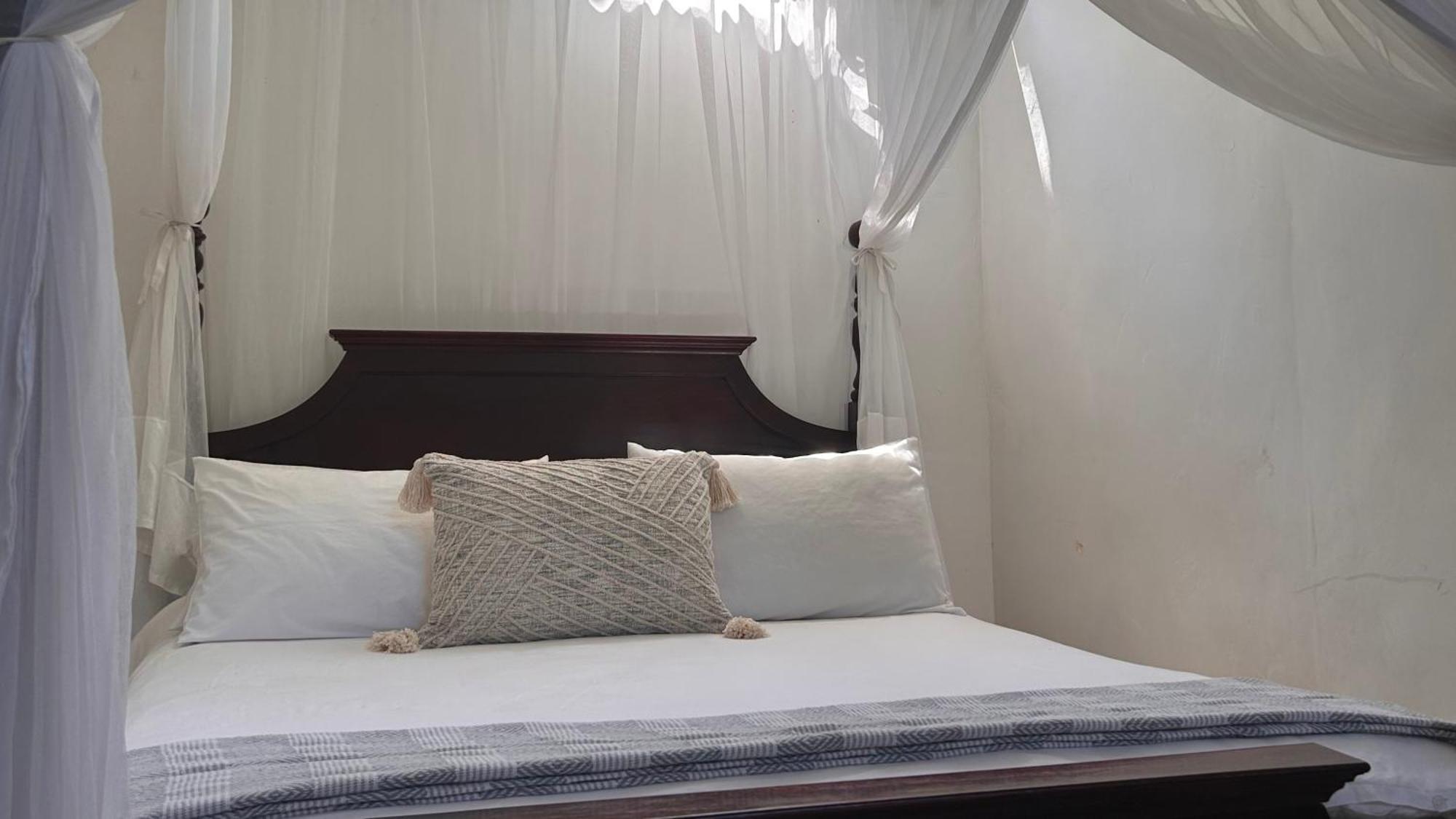 The Bamboo Lodge In Knysna Bagian luar foto